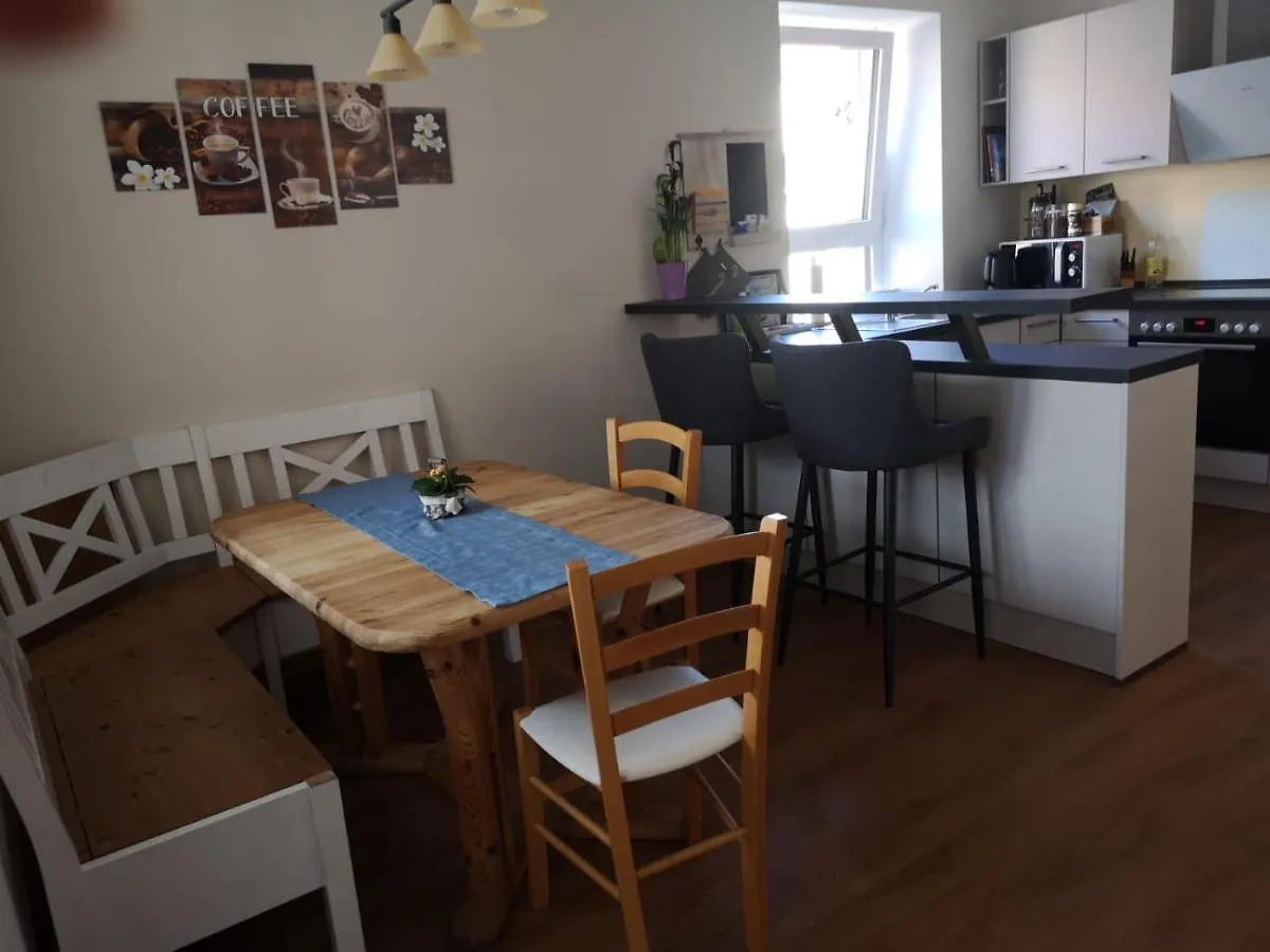 Apartment gemütliches Sandsteinhaus Buergstadt